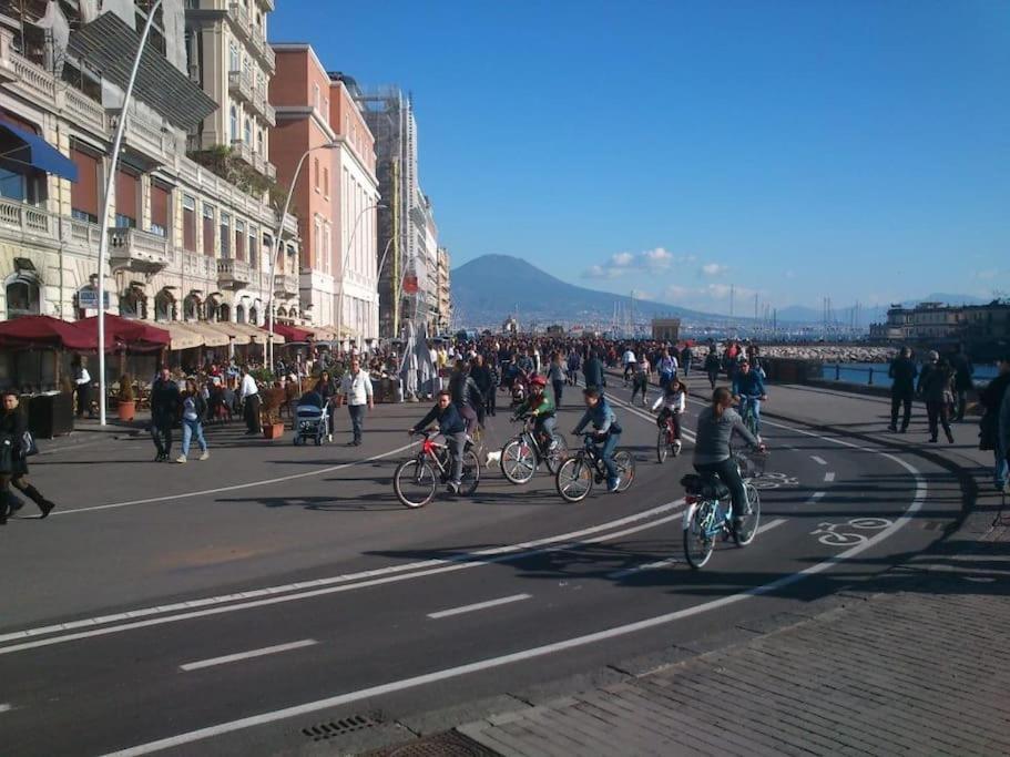 那不勒斯Casa Via Toledo. Centralissima E Vicina Al Porto公寓 外观 照片